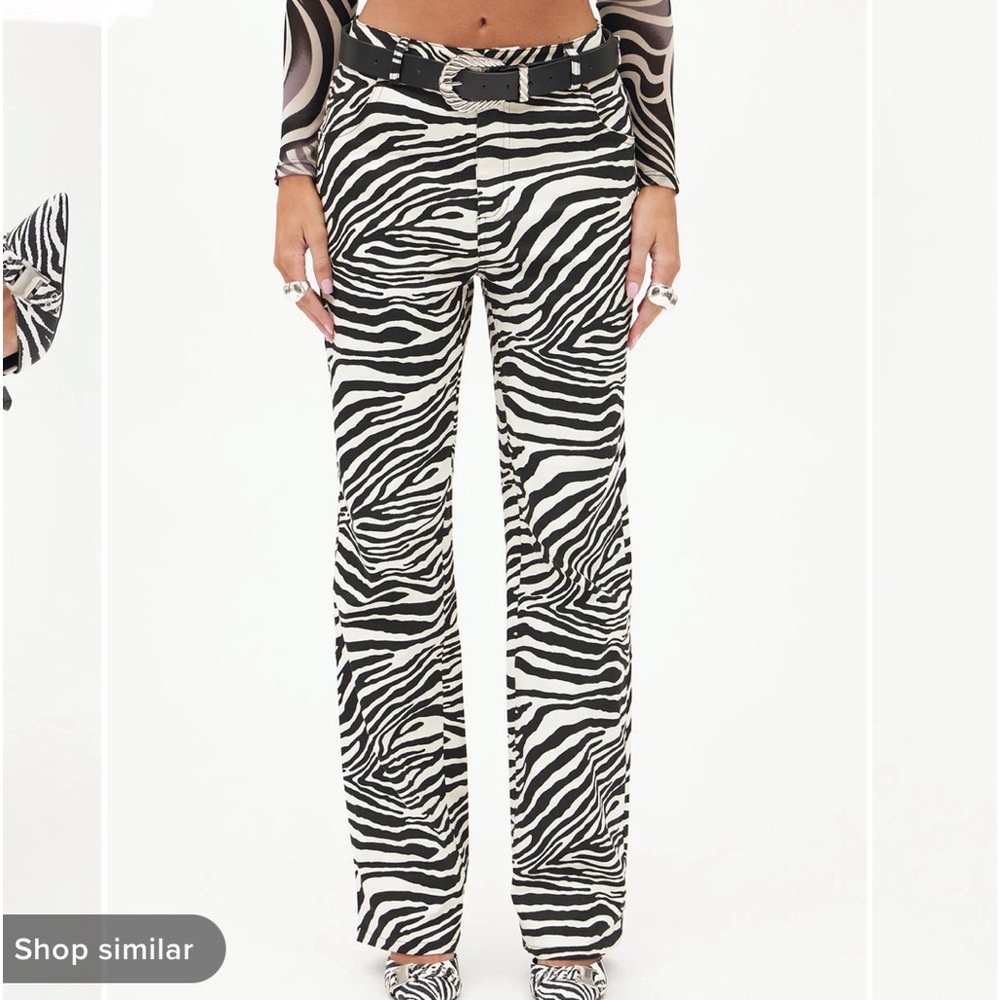 Fashion Nova Zebra Print Straight Leg Pants M